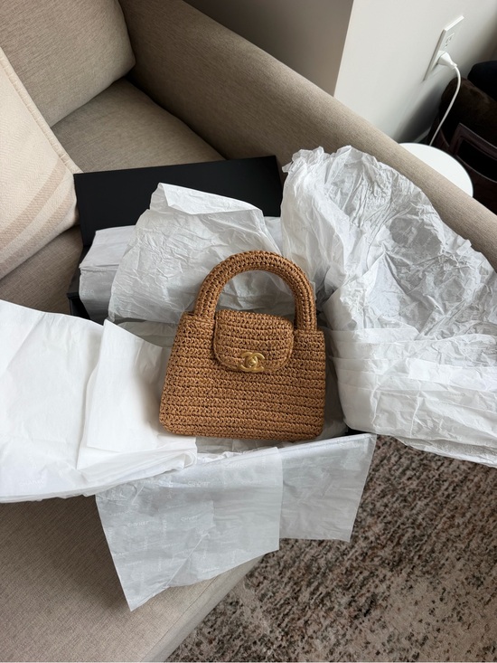 Handbags - CHANEL Kelly Raffia Bag